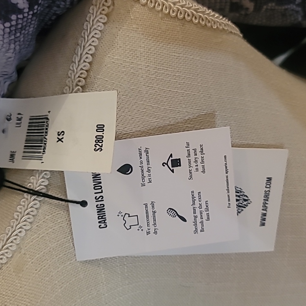 Ski jacket - Picture 4 of 9
